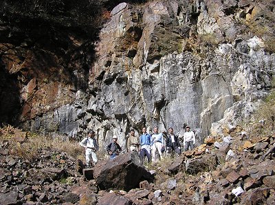恵那山石灰岩採掘跡地